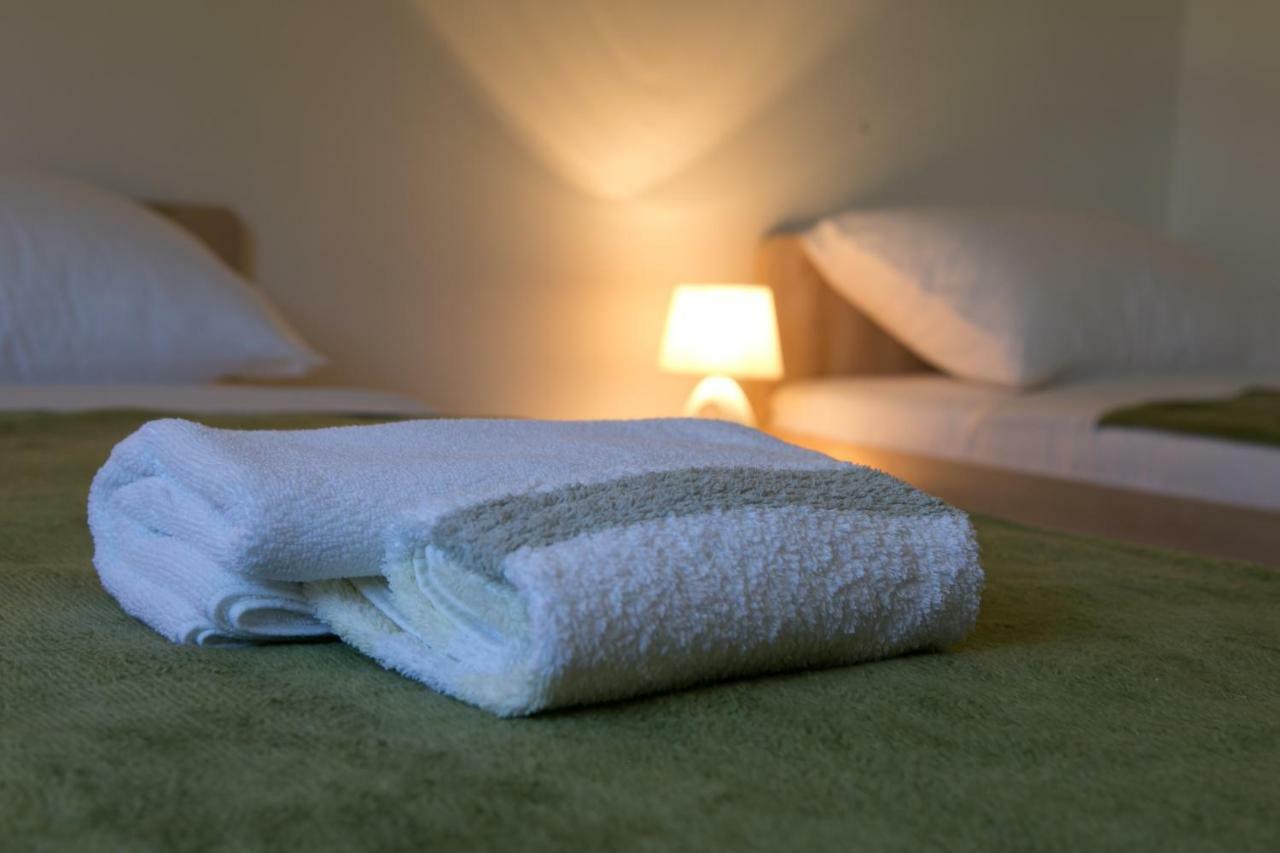 Apartman Lori Otočac Exteriör bild
